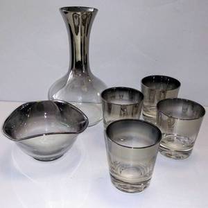 lot 318 image: CL  Mid Century Silver Fade Barware