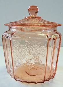 lot 325 image: 1930s Pink Mayfair Cookie Jar Depression Glass  Open Rose Pattern
