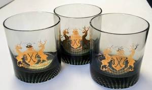 lot 335 image: 3 Scottish Whiskey Glasses  S Rioghail Mo Dhream (top) &  Ard Choille (on bottom)