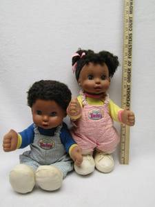 lot 5799 image: Too Cute Twins Talking Dolls