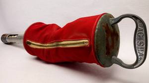 lot 5956 image: VINTAGE  Bag Shag Golf Ball HolderPick Up Tool w Handle & Zipper