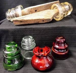 lot 5957 image: Lot of 6 Assorted Vintage Glass Insulators