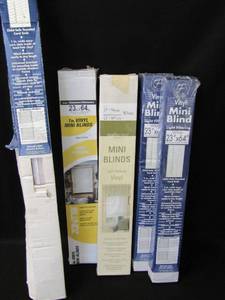lot 5853 image: 5 New in the Box  Vinyl Mini Blinds