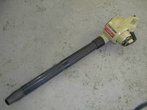 lot 5872 image: Craftsman Power Blower