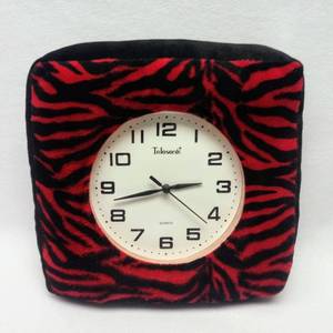 lot 5965 image: Adorable Plush Pillow Clock  Works