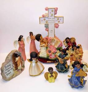 lot 5958 image: Lot of 10 African American Angel & Religious Collectible Figurines