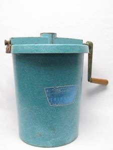 lot 5885 image: Vintage Hand Crank Bucket Ice Cream Maker by Sears