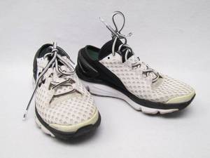 lot 5905 image: Womens Size 7 Under Armour Running Shoes- Nice Condition
