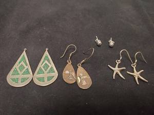 lot 5915 image: Silver Ear Ring Lot