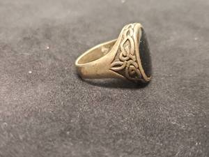 lot 5918 image: Mens Chunky .925 Ring  With Black Stone