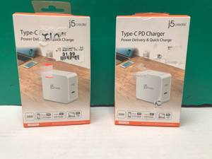 lot 1017 image: LOT OF 2 POWER USB C CHARGER FOR ANDROIDS