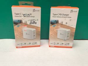 lot 1018 image: LOT OF 2 POWER USB C CHARGER FOR ANDROIDS
