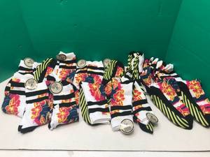 lot 1025 image: LOT OF WOMENS CIRCUS TRIX SOCKS