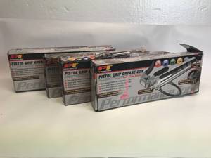 lot 1030 image: LOT 4 OF PT PISTOL PRO GREASE GUN