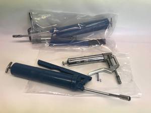 lot 1037 image: LOT OF PT GREASE GUN