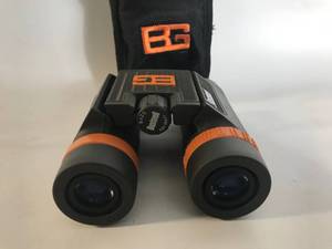 lot 1131 image: BEAR GRYLLS BUSHNELL 8X25 PROFESSIONAL BINOCULARS