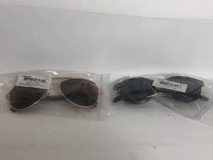 lot 1160 image: LOT OF SUNGLASSES