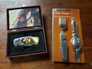 lot 5416 image: Ozark Trail 7 n 1 Utility Utensil and Pocket Knife in Wooden Box