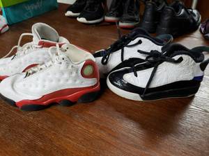 lot 5455 image: NIKE JORDAN DUB ZERO 311071-106 Size 12C and Red Jordans