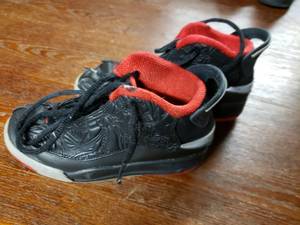 lot 5457 image: Nike Preschool Jordan Dub Zero BlackRedGrey 311071-013 Size 12C