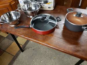 lot 5476 image: Tramontina 5 QT Pan with Lid and More