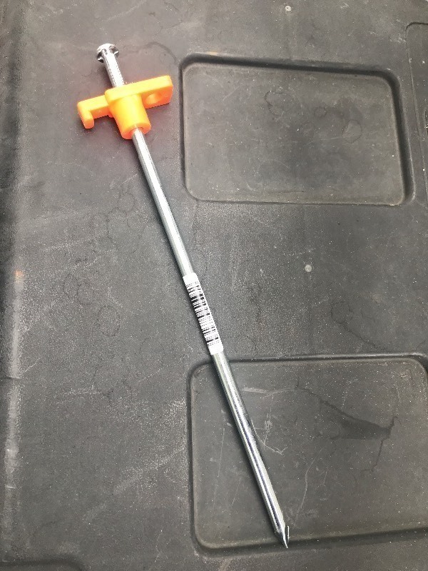 lot 15 image: A lot of 20 tie down steaks as pictured