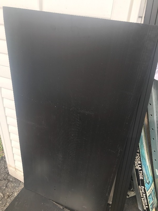 lot 293 image: Set of (2) 2 x 4 deck mats used for tool boxs or cut for what ever you want