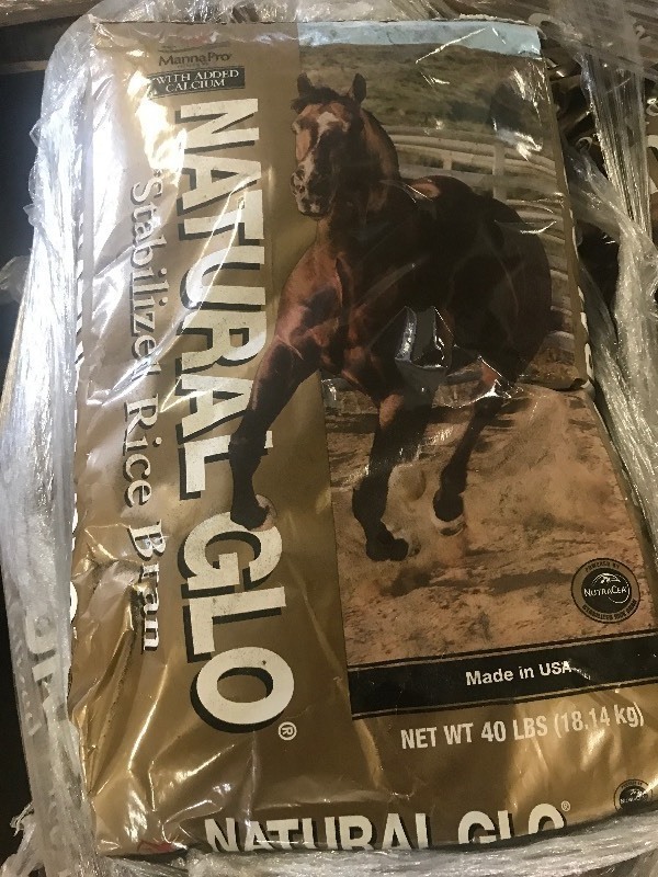 lot 303 image: 40 lb bag Natural Glo� Stabilized Rice Bran for horses