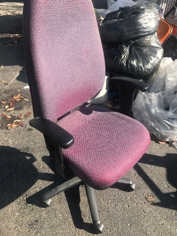 lot 345 image: Very comfortable office chair has three adjustments a down tilt back and seat tilt