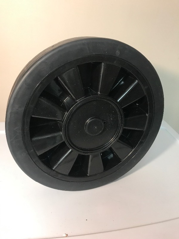 lot 424 image: Eight large 8 inch round poly wheels as pictured