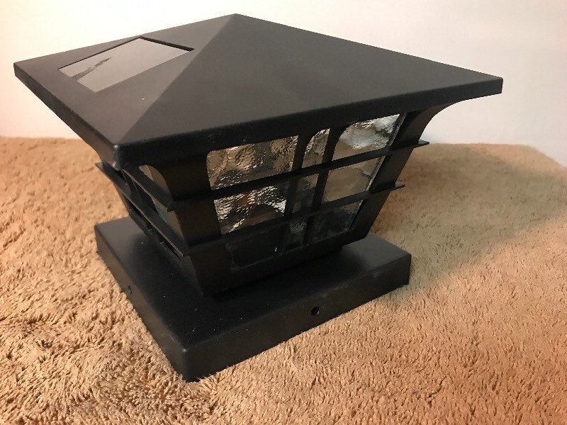 lot 438 image: New inbox LED solar post cap lights bits 4 x 4 posts and 5 x 5 posts