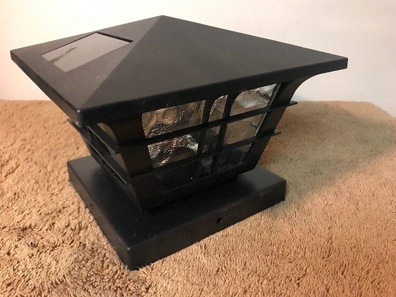 lot 439 image: New inbox LED solar post cap lights bits 4 x 4 posts and 5 x 5 posts