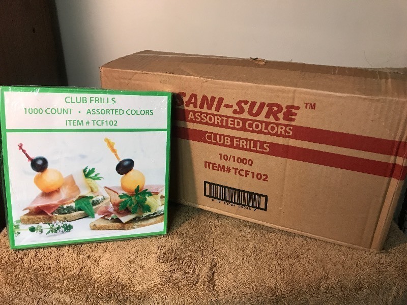 lot 495 image: Case of Assorted color frill picks as pictured