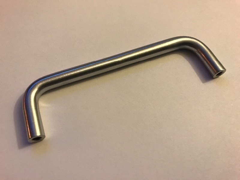 lot 601 image: Case of 25 new cabinet pole handles as pictured