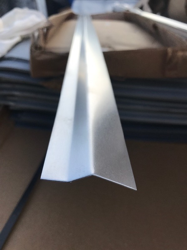lot 73 image: New four sticks of aluminum flashing as pictured 5 foot long