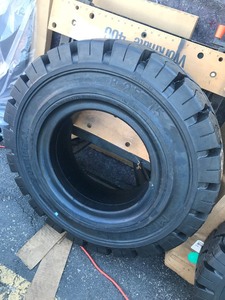 lot 145 image: New forklift tire solid 8.2516