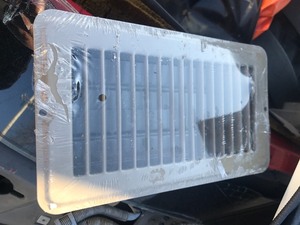 lot 163 image: (5) New 4 x 6 inch heating vent cover