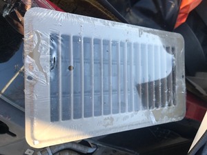 lot 164 image: (5) New 4 x 6 inch heating vent cover