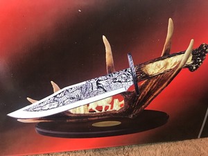 lot 172 image: Decorative knife with display