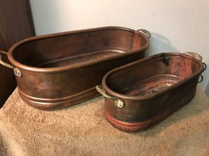 lot 736 image: Two heavy copper decor peacie very nice