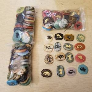 lot 20 image: large assortment of etched polished stones