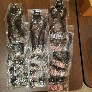 lot 46 image: approximately 180 assorted necklaces