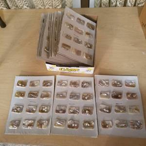 lot 47 image: 15 dozen necklace pendants