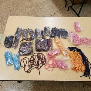 lot 69 image: large lot of assorted stranded beads