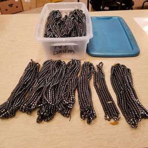 lot 101 image: approximately 200 count strands of 7 x 7 mm drum jewelry beads
