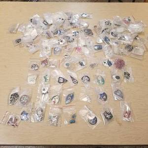 lot 209 image: approximately 100 Pair of assorted earrings