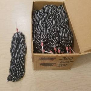 lot 226 image: approximately 180 count round magnetic 6 mm jewelry beads