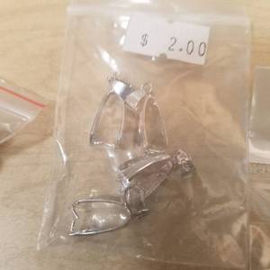 lot 276 image: assorted jewelry making accessories