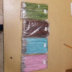 lot 2035 image: assorted 16.5 inch ribbon