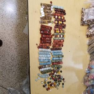 lot 2206 image: assorted bracelets and Beads